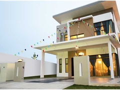 Double storey bungalow comes in two outstanding designs